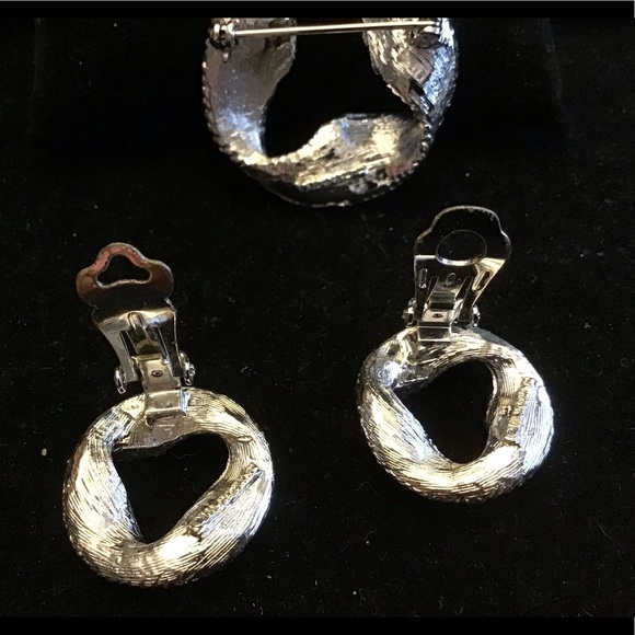 VINTAGE AURORA BOREALIS ESTATE BROOCH & EARRING SET MARKED - Picture 3 of 4